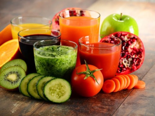 Сок из томатов, свеклы, моркови и… на зиму. Готовим пользу летом